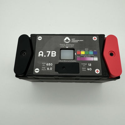 ブラック LiFePO4 12V モーターサイクルのスタートバッテリー A7BS 650 ピーク CCA