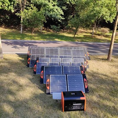 シングルクリスタル折り畳み太陽光パネル 30W*2PCS 太陽光発電機