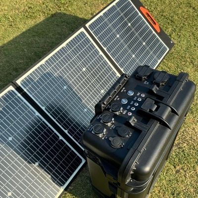 ポータブル折りたたみソーラーパネル 19V 5.3A 100w折りたたみソーラーパネル