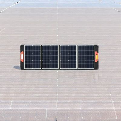 折りたたむ太陽光発電キット 電源発電所とキャンプ旅行 100W 12V 調節可能なスタンド