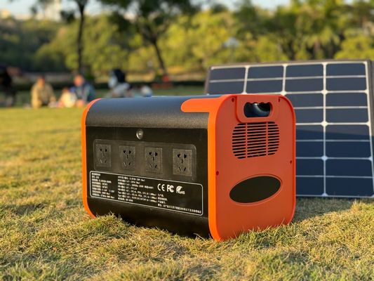 300ワットの折りたたみ可能な柔らかい太陽光パネル PV折りたたみ可能な単結晶太陽光パネル