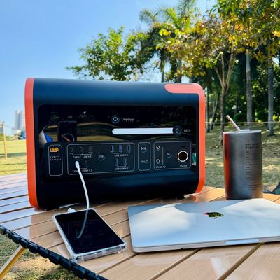 2200Wの携帯 LiFePO4 バッテリージェネレーター