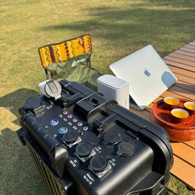38kg キャンプ用電源 緊急充電器とUPS電源 3000W 610*440*250mm