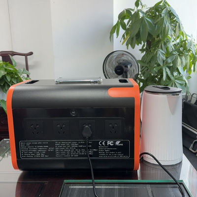 4400Wピークパワー エネルギー貯蔵システム ポータブル発電所 太陽光発電機 2400W2048wh