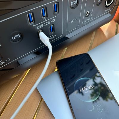 パーソナライゼーション ピークパワー 4400W 太陽光発電所 耐久性 ポータブル 高出力