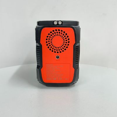 最新の200Wの屋外キャンプ用太陽光発電機 携帯電源 1.6kg 110V/220V