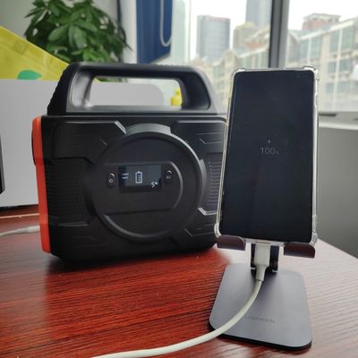 パーソナライズ可能な300Wリチウムイオン電池 バックアップ ポータブル太陽光発電機 MPPT技術