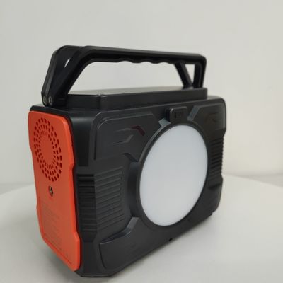 4WのLEDライトと200Wのポータブルソーラージェネレーターで修正波のAC出力