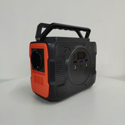 USB1/USB2 輸出と 173wh 名義容量を持つポータブル200W太陽光発電機