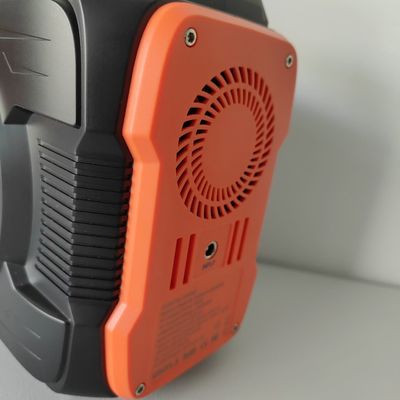 直流 110/220V 300W 屋外移動電源 携帯電源 携帯太陽光発電機