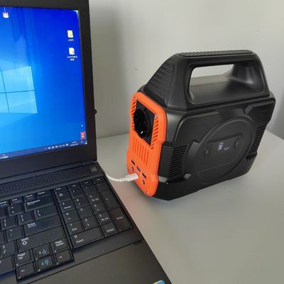 隔離された300W/288wh MPPT 多機能太陽光発電機
