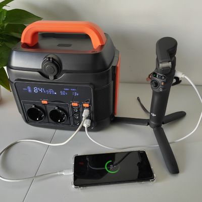 600W/576wh 型C2 Pd27W出力を持つ直線多機能携帯発電所