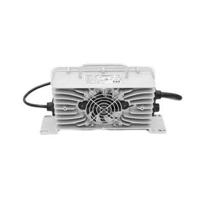 防水 IP67 800W LiFePO4 充電器 スマート DC 急速充電器 フォークリフト / ゴルフカート