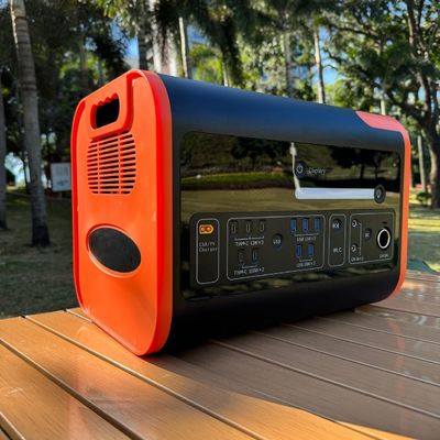 800W 太陽光入力 2200W 常動電源 屋外充電用の移動太陽光発電所