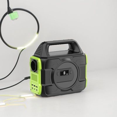 持ち運び可能な屋外キャンプ用発電所 300W AC出力 リチウム電池付き 高電力
