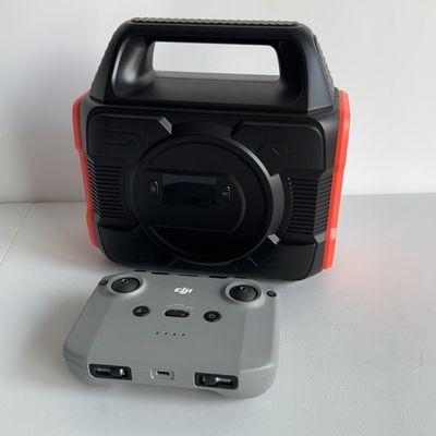ソーラー発電機 300W AC DC 室外充電ステーション用のUSBタイプCの二重充電
