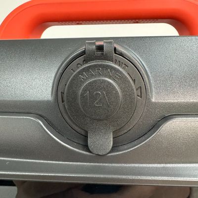 バルコニーRV 携帯モバイル発電機 強い光 LEDライトとC1型入力/出力