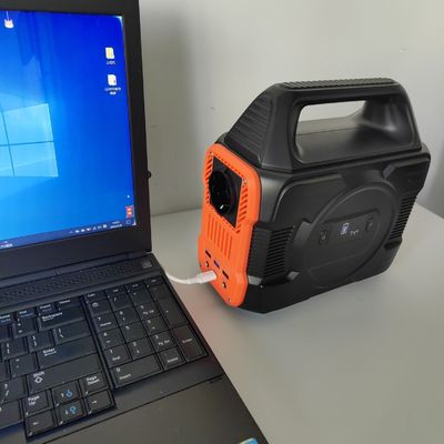 屋外発電所 300W 携帯太陽光発電機 MPPT技術とUSB出力