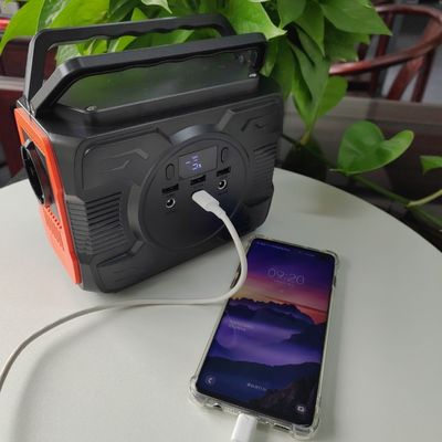 屋外発電所 300W 携帯太陽光発電機 MPPT技術とUSB出力