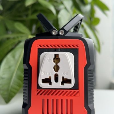 オフィス充電とモバイル発電所用の多機能太陽光発電機 1.6kg