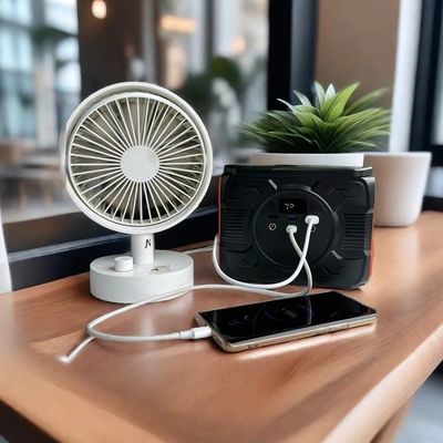 110/220V-50Hz/60Hz AC 出力 48000mAh キャンプホーム用発電所用太陽光発電機