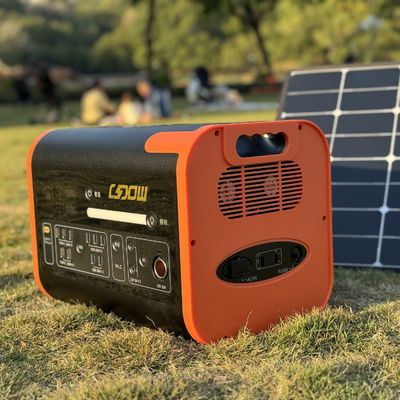 51.52V/40ah LiFePO4 バッテリー 屋外キャンプ用のポータブル発電所 3500W出力