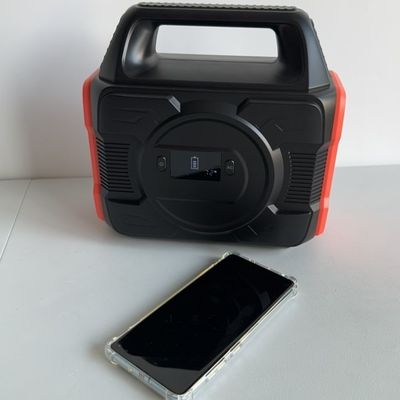 300W/110/220V-50Hz/60Hz スタンドバイ電源機能の携帯太陽光発電所