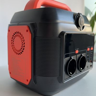 緊急用電源 AC出力ソケットAii 600W付きの屋外電源バンク発電機