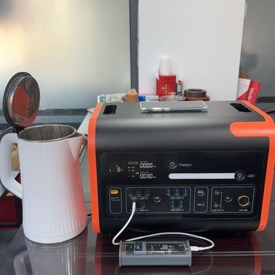 2200W/2048wh 耐火ホイスと純正シヌス波インバーター付きの携帯電源
