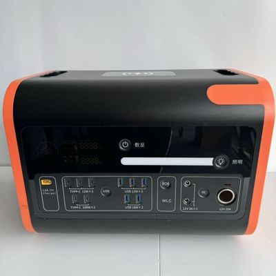 屋外での緊急事態で太陽光パネルを充電するための 2200W 2048wh ポータブル発電所