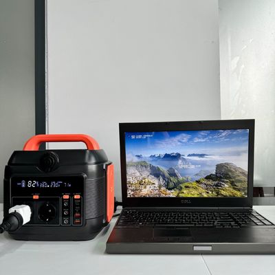 AC出力 220V 50Hz/110V 60Hz とリチウム電池の緊急携帯電源