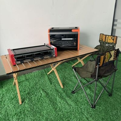 2200W 常動電力の携帯太陽光発電機 リチウム電池 カスタマイズ可能な色