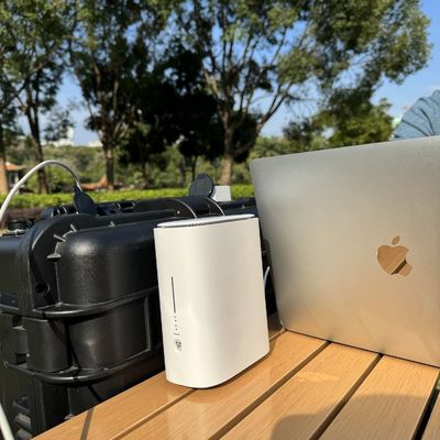 8000Wピークパワーポータブル充電器 室外活動用のリチウムバッテリー