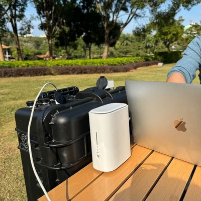 LT-40 室外およびキャンプ用発電所用 4000W 携帯リチウム鉄リン酸電池