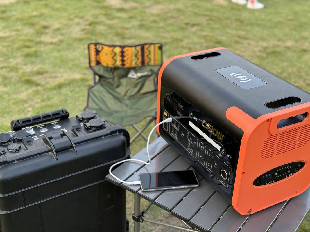 コンパクト 2200W ポータブル ソーラー 貯蔵 発電所 ご要望に応じます