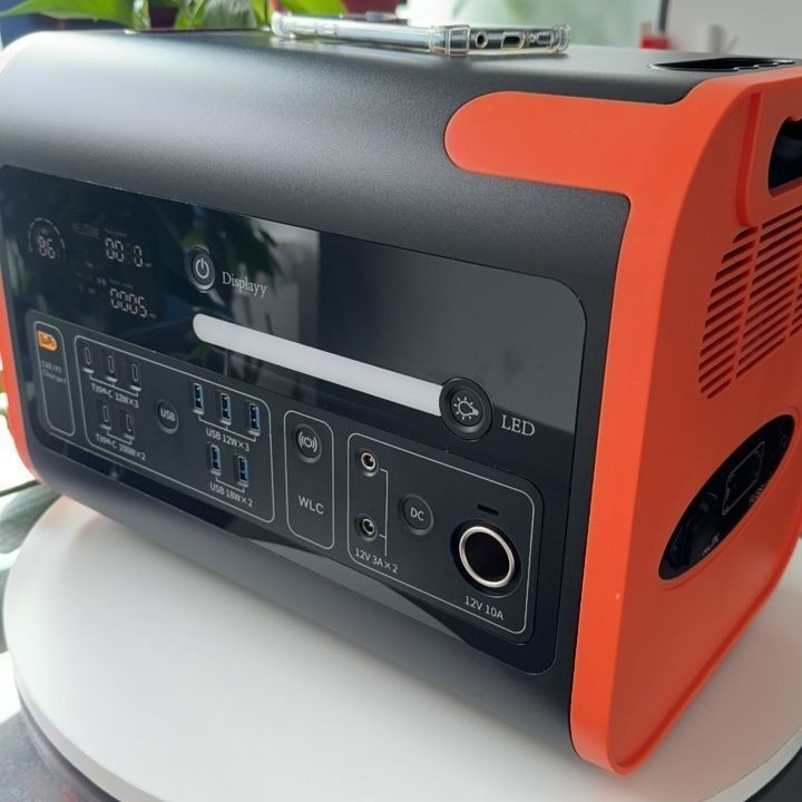 600W 2000W ポータブル発電所 キャンプ用太陽光発電機 停電 緊急用電源