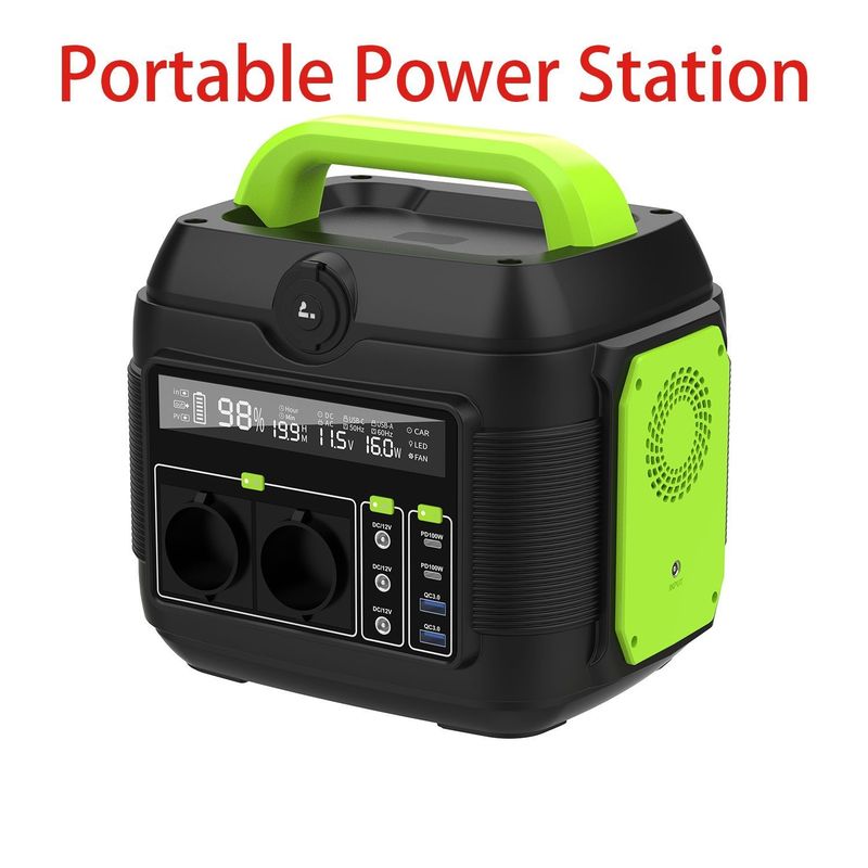 屋外での冒険用の携帯発電所 150W 200W 300W 600W 太陽光パネルで電気を供給する