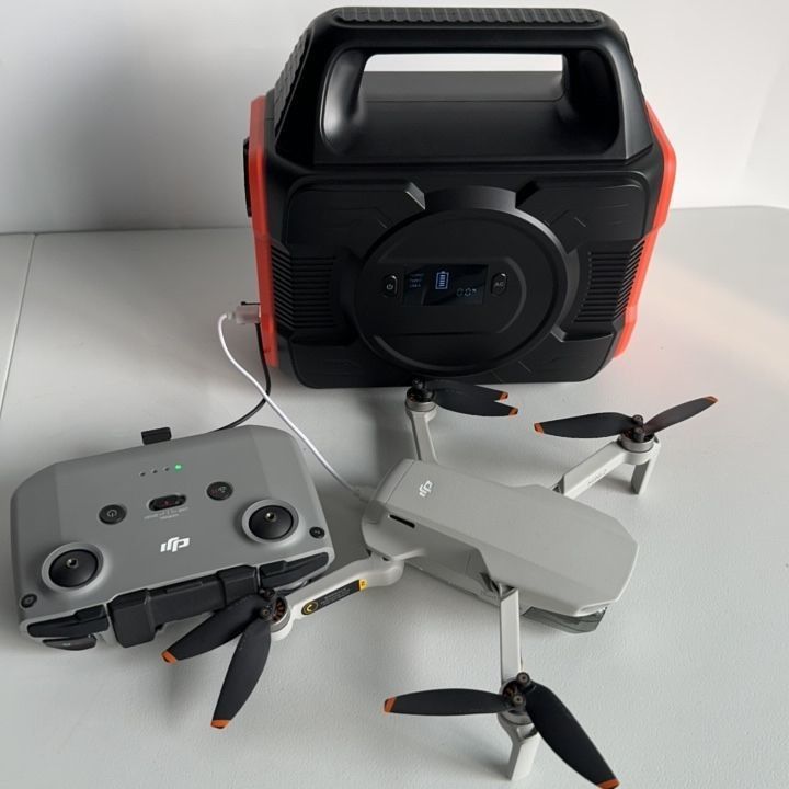 携帯型太陽光発電所 300W/600W/2200W USB充電器 取れるバッテリー