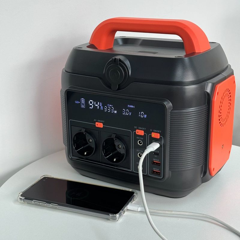 バルコニーRV 携帯モバイル発電機 強い光 LEDライトとC1型入力/出力