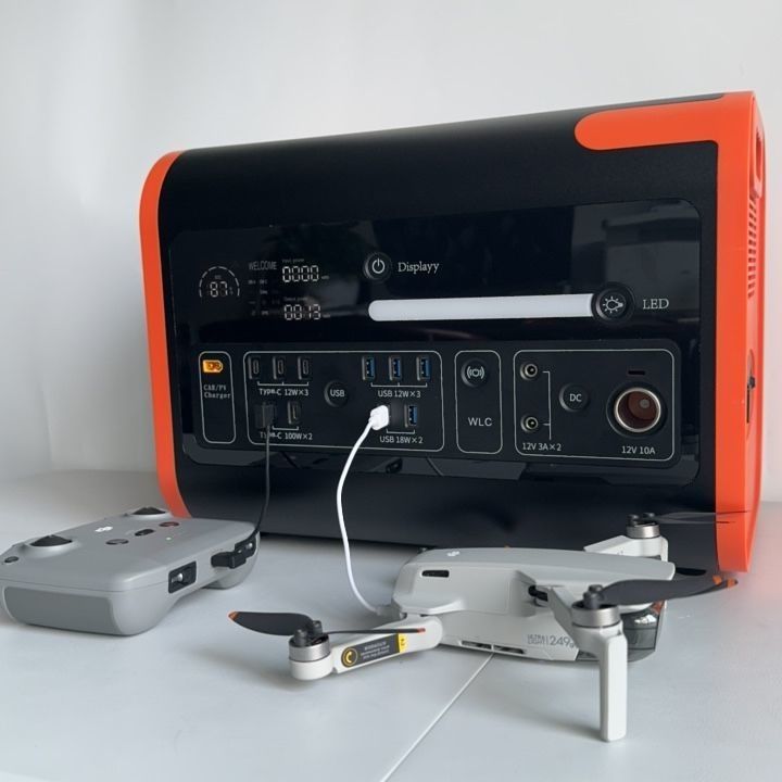 1500W メイン AT22 携帯太陽光発電所 屋外キャンプハウス 車ボート