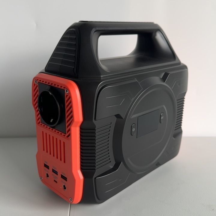 EU交流出力ソケットを持つ300W/600W/3000Wの緊急および屋外小型発電所
