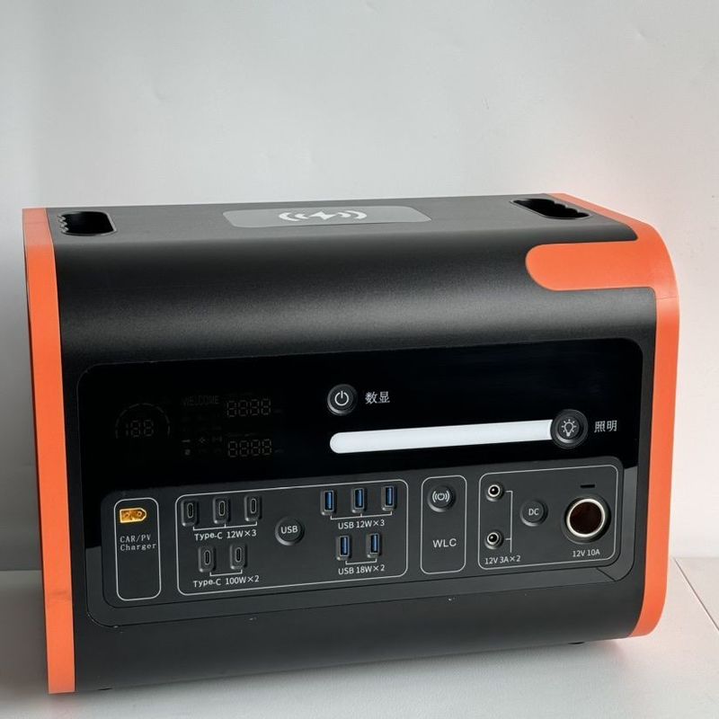 CE Un38.3 MSDS認定 230V 300W-2200W 屋外愛好家向け太陽光発電所