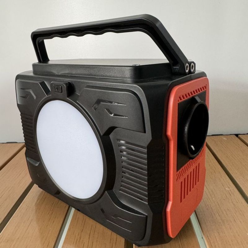 携帯太陽光発電所 200W LEDライト AC出力 5V-20V/2A アダプター入力