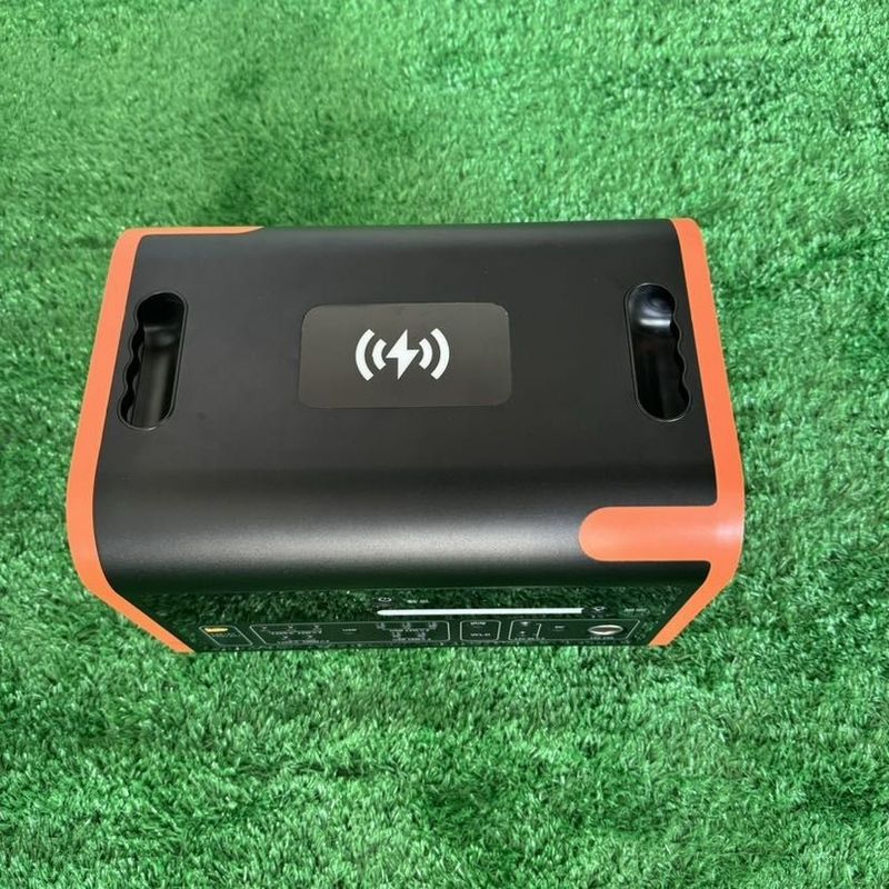 LiFePO4 2200W ワイヤレス充電式 屋外緊急発電所用の携帯太陽光発電機