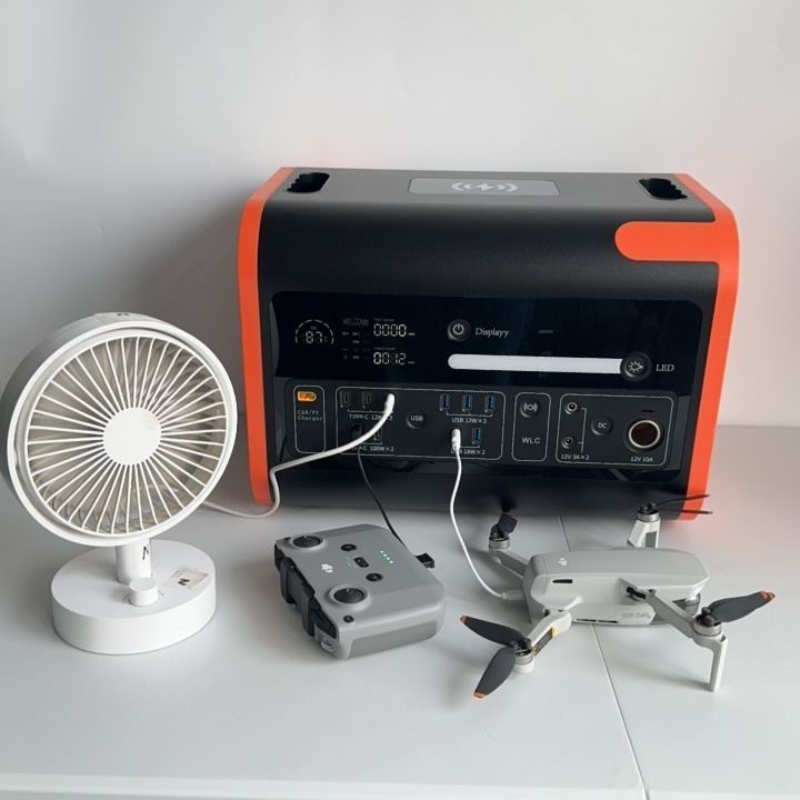 1500Wの高速充電と15Wのワイヤレス充電を備えた静かなポータブル屋外発電所