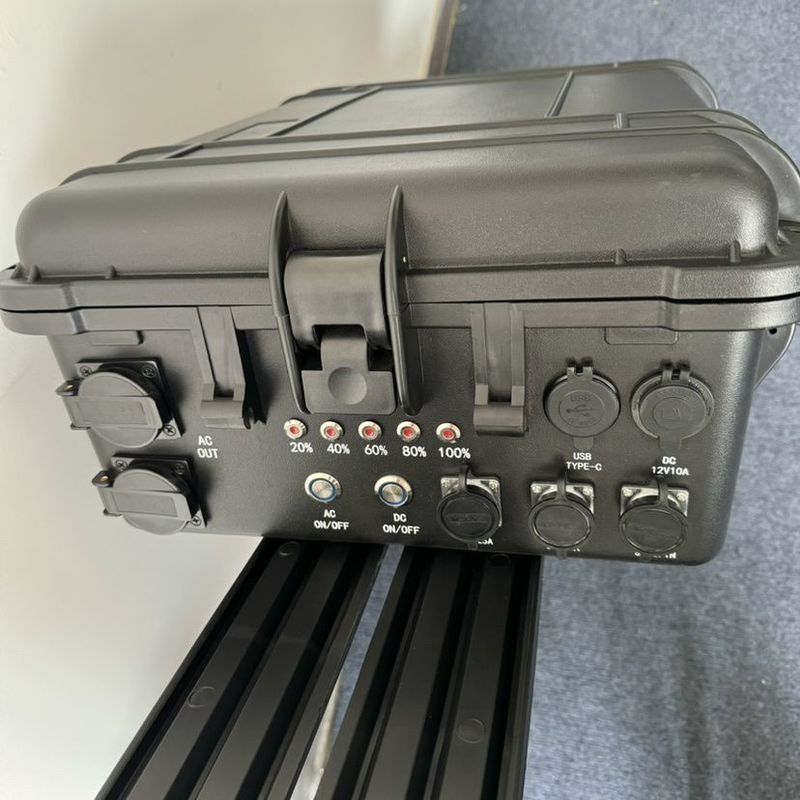 ポータブル・プル・ラッド・ドルーヴェロング・ソーラー・ジェネレーター LiFePO4 バッテリー 3000W 5000W